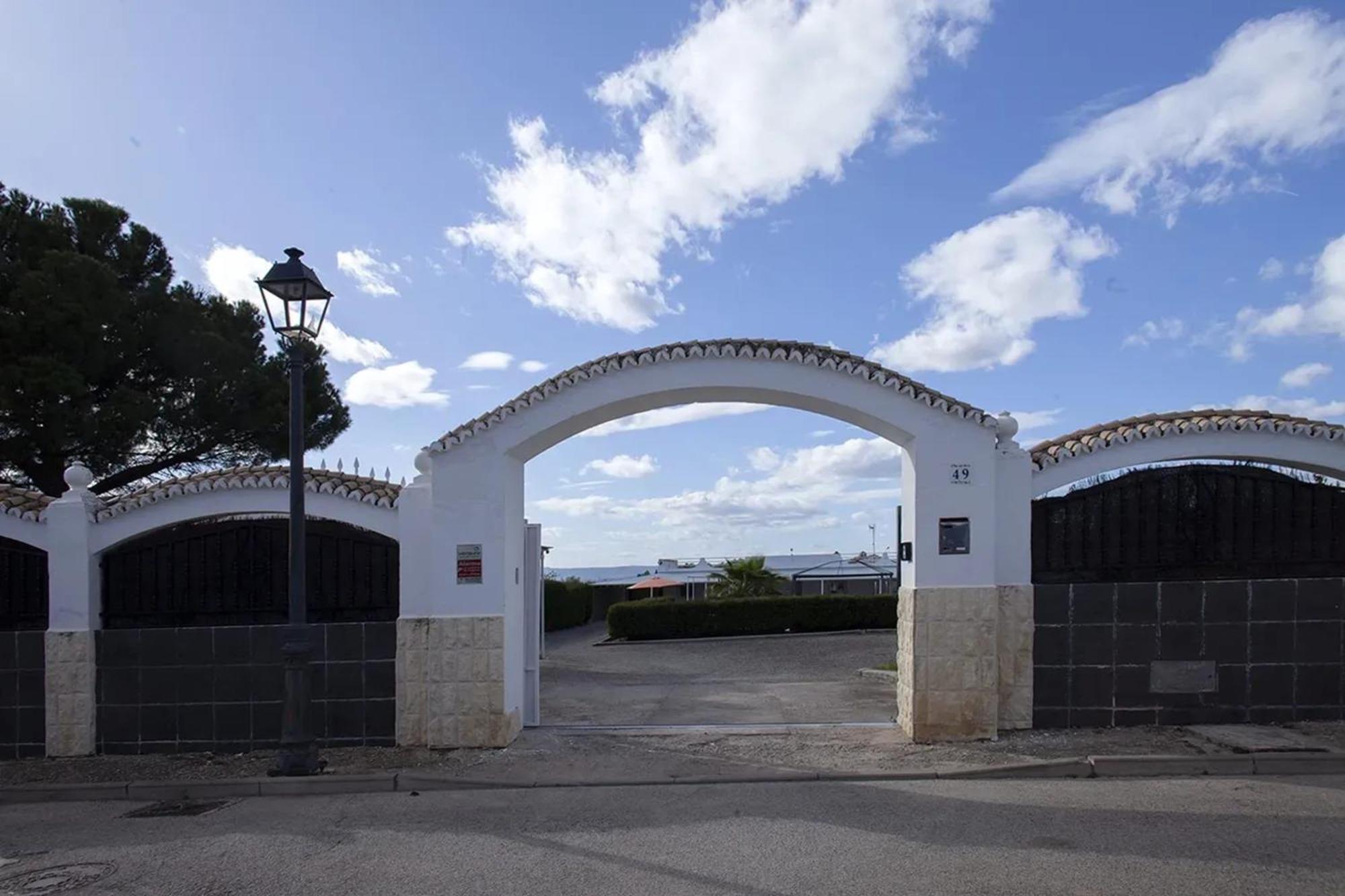 Charming Villa In Linares With Private Pool Jaen Exterior photo